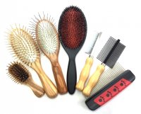 B�rsten und K�mme